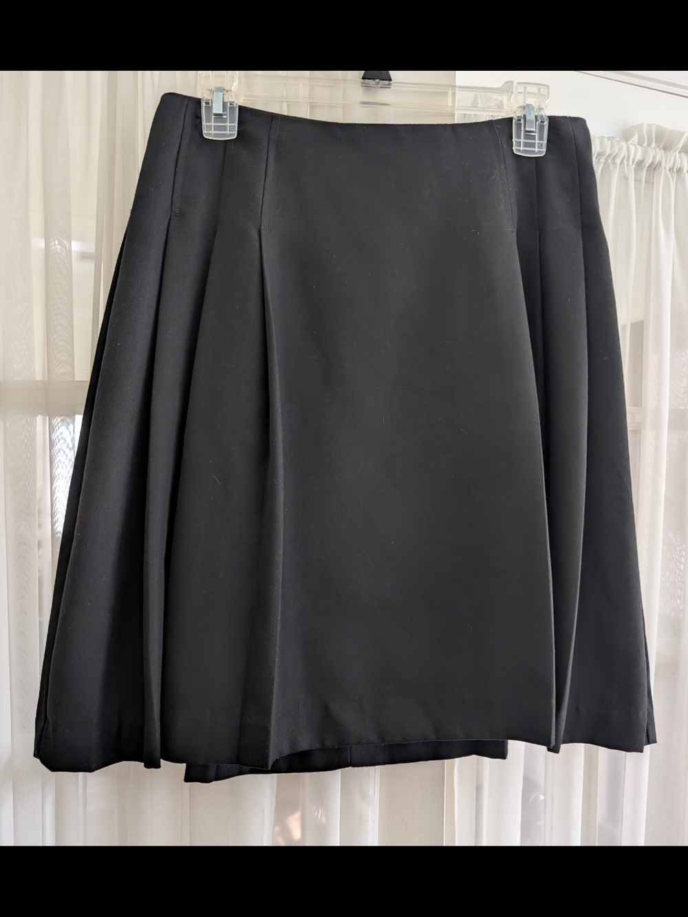 Women's GAP Black Pleated Skirt, Size: 2
